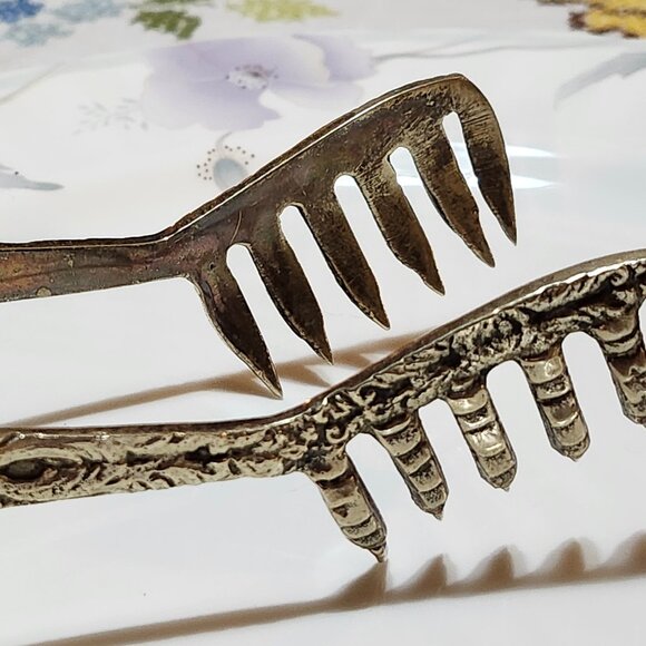 Vintage Silverplated Ice Tongs Sugar Cube Tongs Scrollwork & 6 Claw Bird Feet 7' - Picture 16 of 16